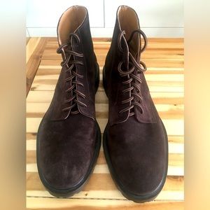 KOIO Modern City Boot. Lug sole. Suede